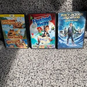 Flushed Away DVD with Animated Movie Covers - Blue & Multicolor